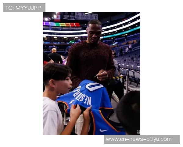 布克谈威少新球队机会表示意外并对其深表尊重