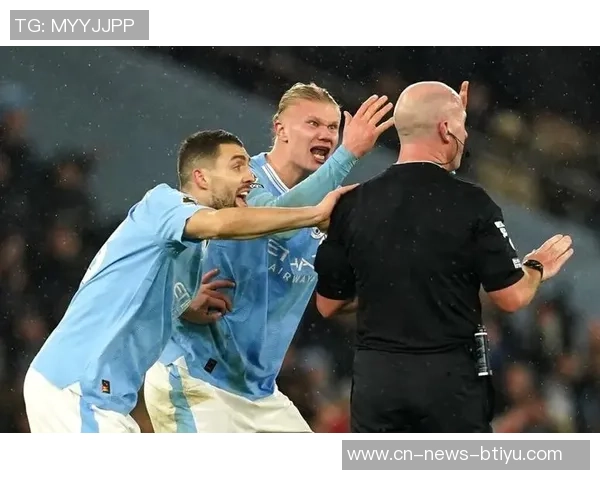 哈兰德库尔图瓦齐聚社媒评论区引发热议左右为男名场面再度回顾 哈兰德库尔图瓦齐聚社媒评论区引发热议左右为男名场面再度回顾